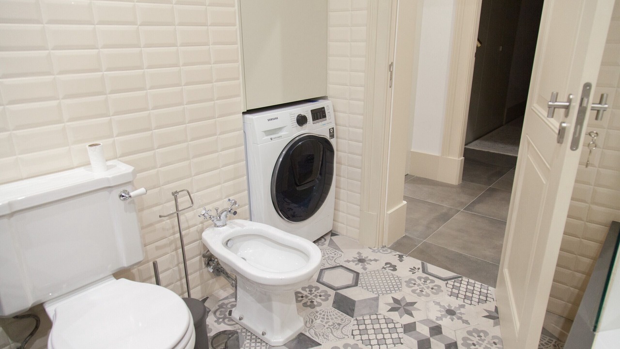 Photo of Bathroom in Lisbon Old Town