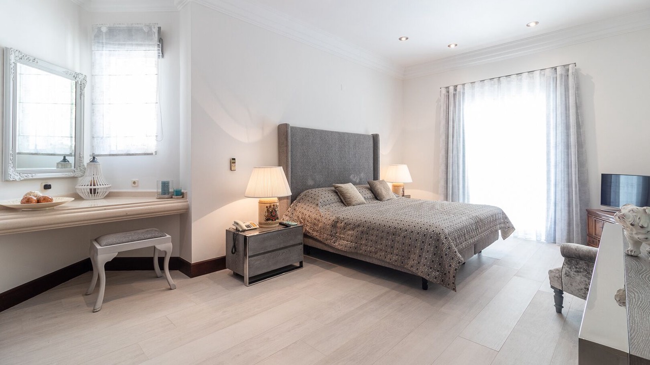 Photo of Bedroom in Almancil