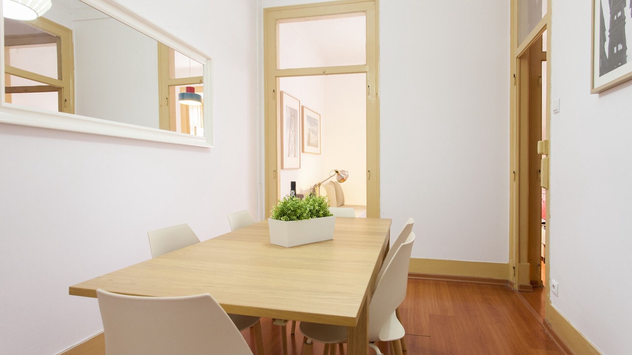 Photo of Bedroom in Baixa