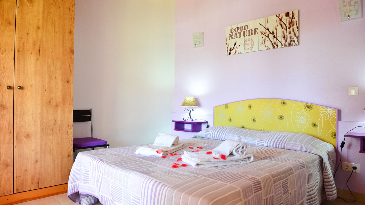 Photo of Bedroom in Alpouvar