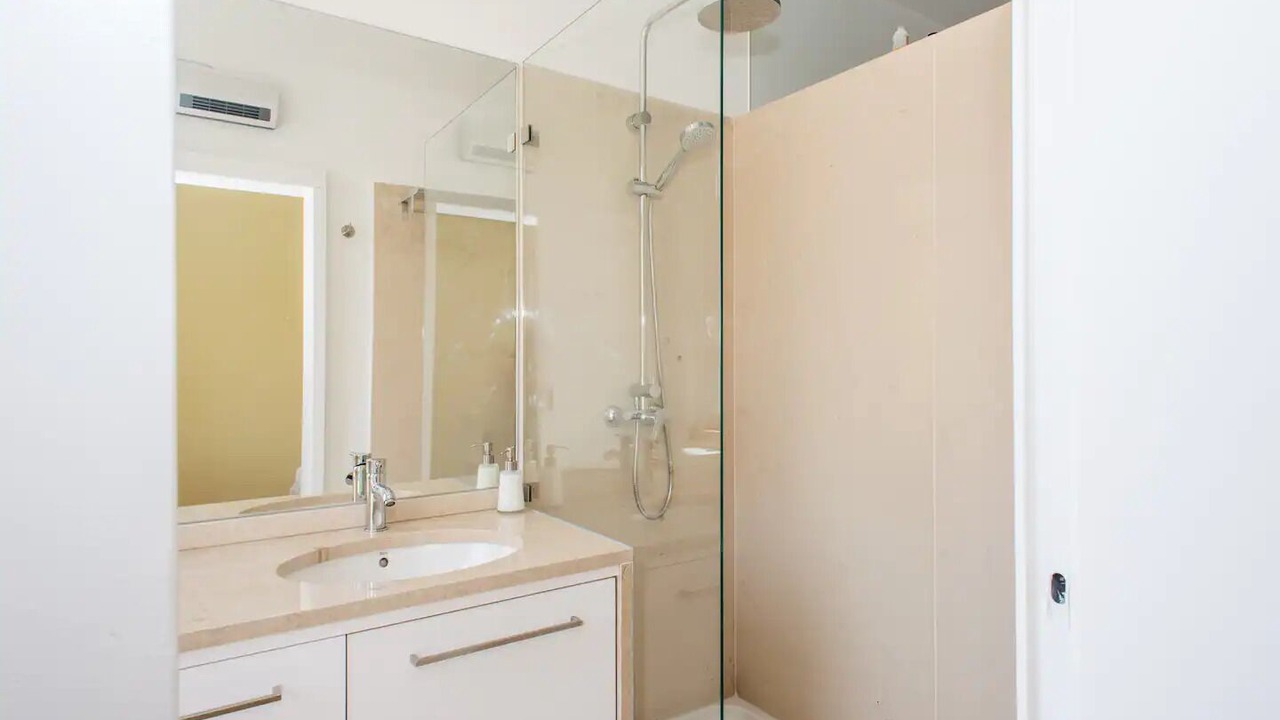Photo of Bathroom in Santo Condestavel