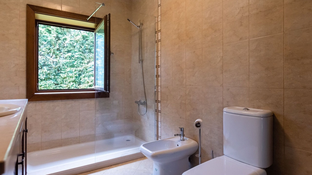 Photo of Bathroom in Armamar