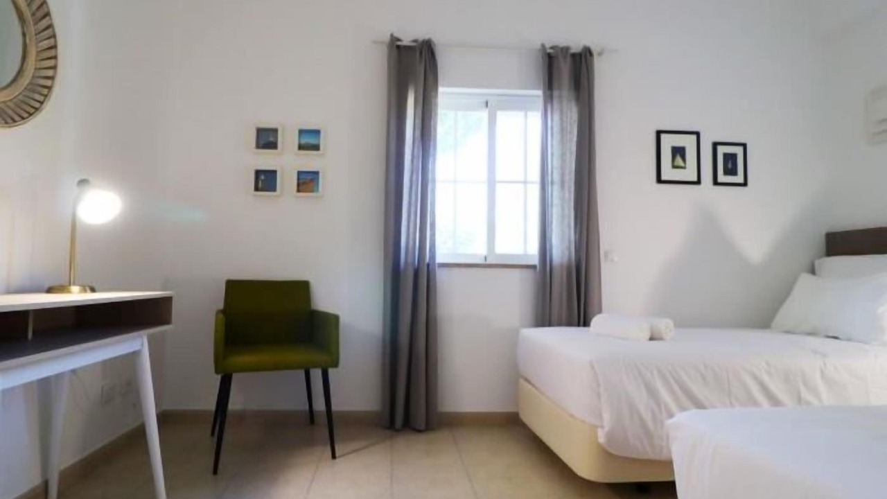 Photo of Bedroom in Lagoa e Carvoeiro