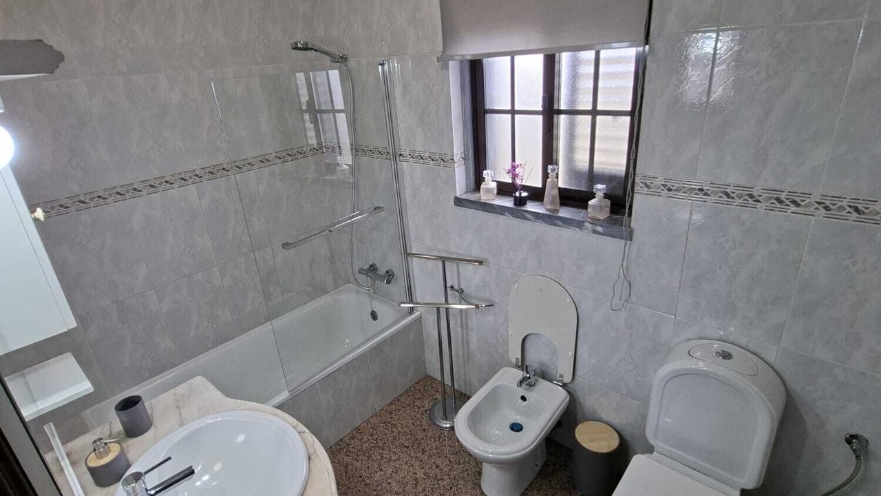 Photo of Bathroom in Corroios