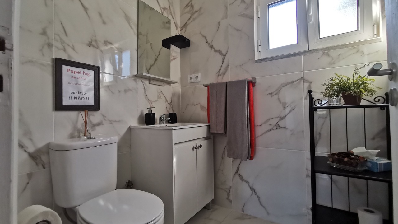 Photo of Bathroom in Moita