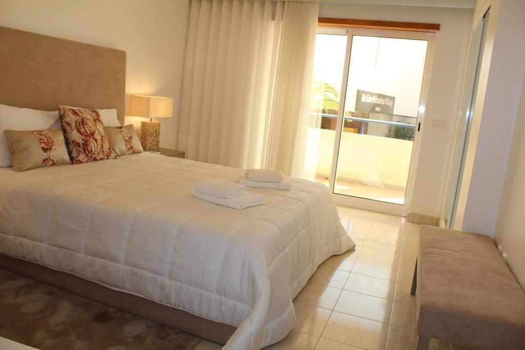 Photo of Bedroom in Alporchinhos
