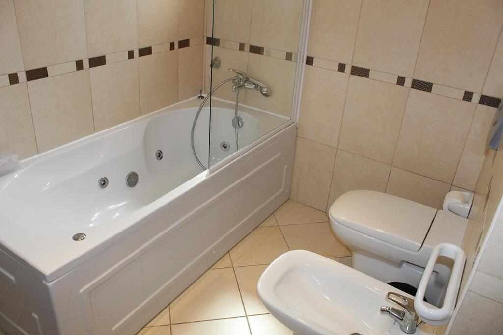 Photo of Bathroom in Pera