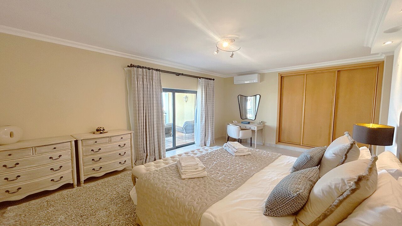 Photo of Bedroom in Porto de Mos