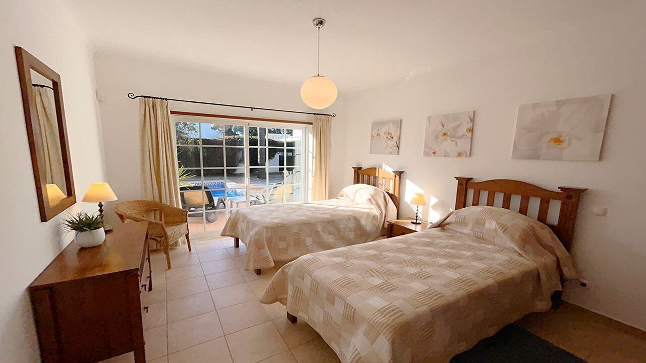 Photo of Bedroom in Albardeira