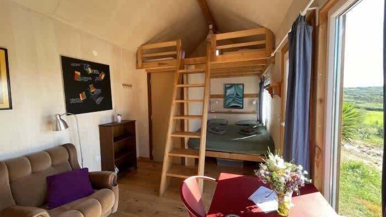 Photo of Bedroom in Atalaia