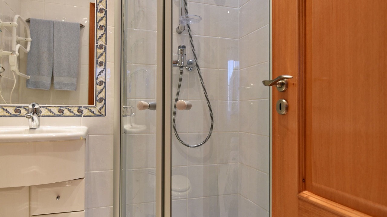 Photo of Bathroom in Carvoeiro