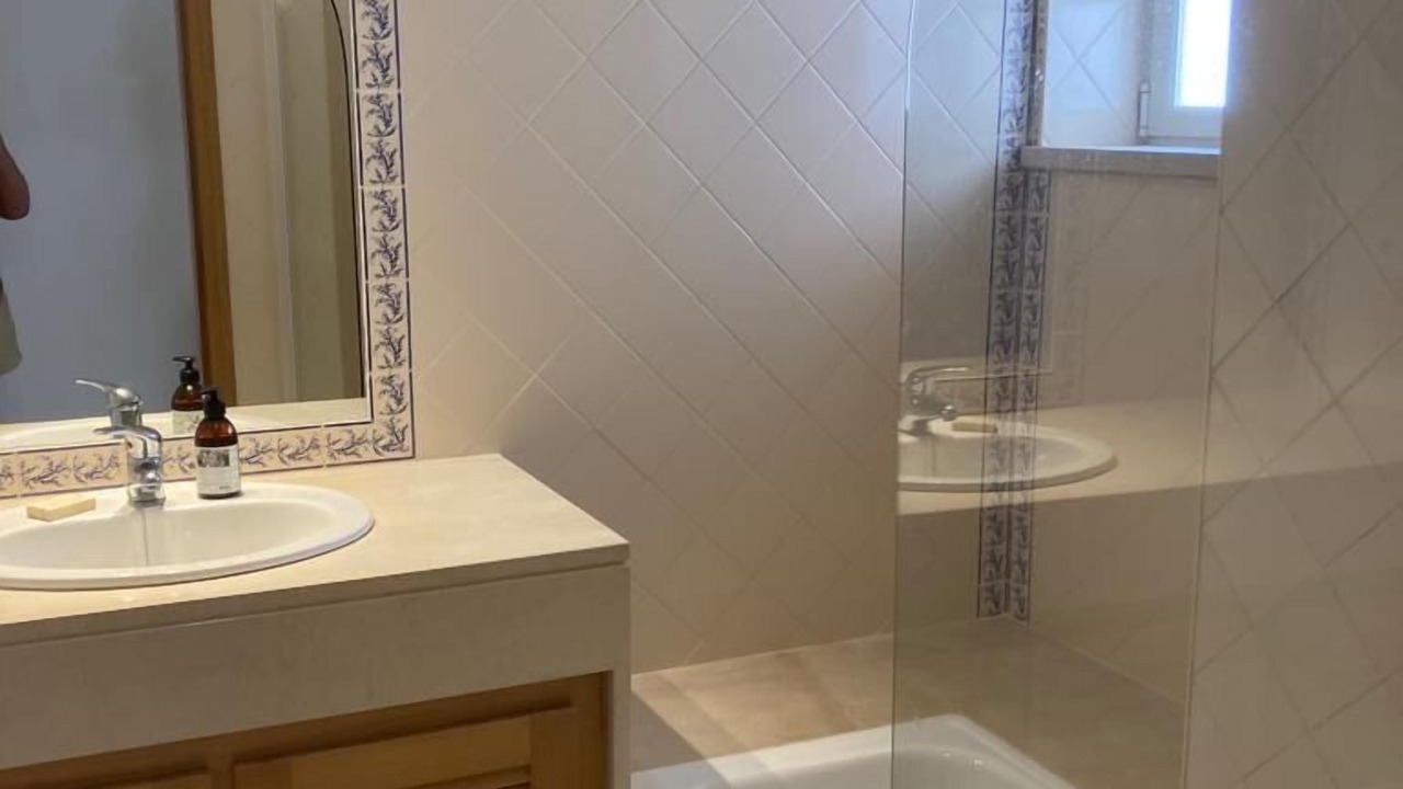 Photo of Bathroom in Praia del Rei