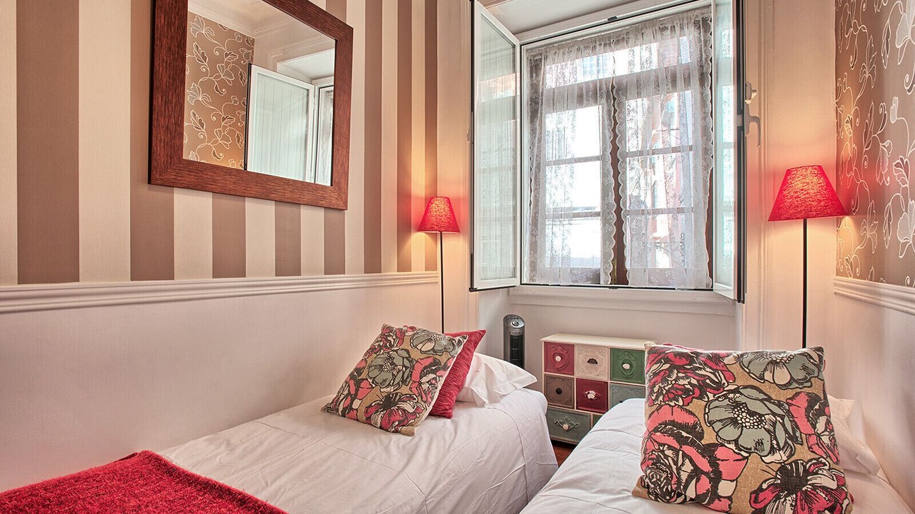 Photo of Bedroom in Santo Estevao