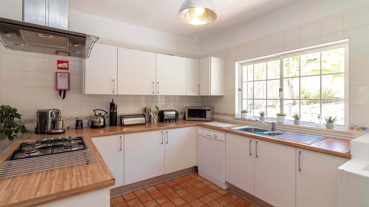 Photo of Kitchen in Caramujeira