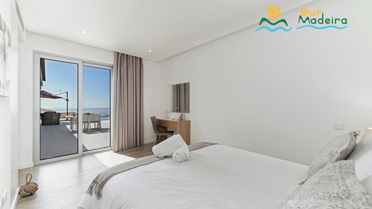 Photo of Bedroom in Estreito da Calheta