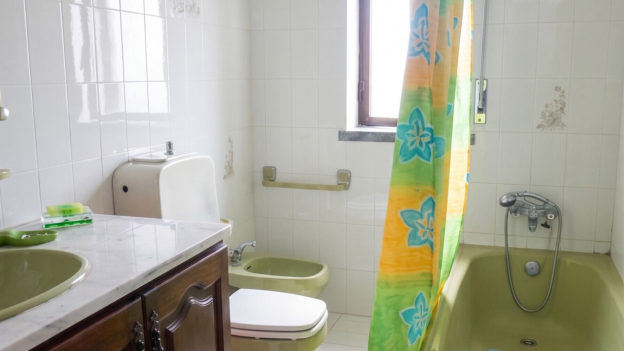 Photo of Bathroom in Praia de Santa Cruz