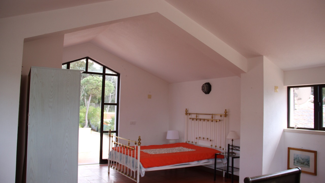 Photo of Bedroom in Colares