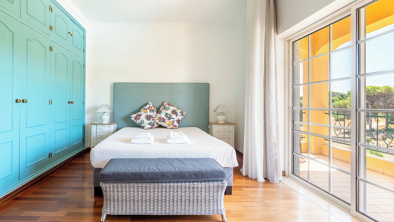 Photo of Bedroom in Figueiral