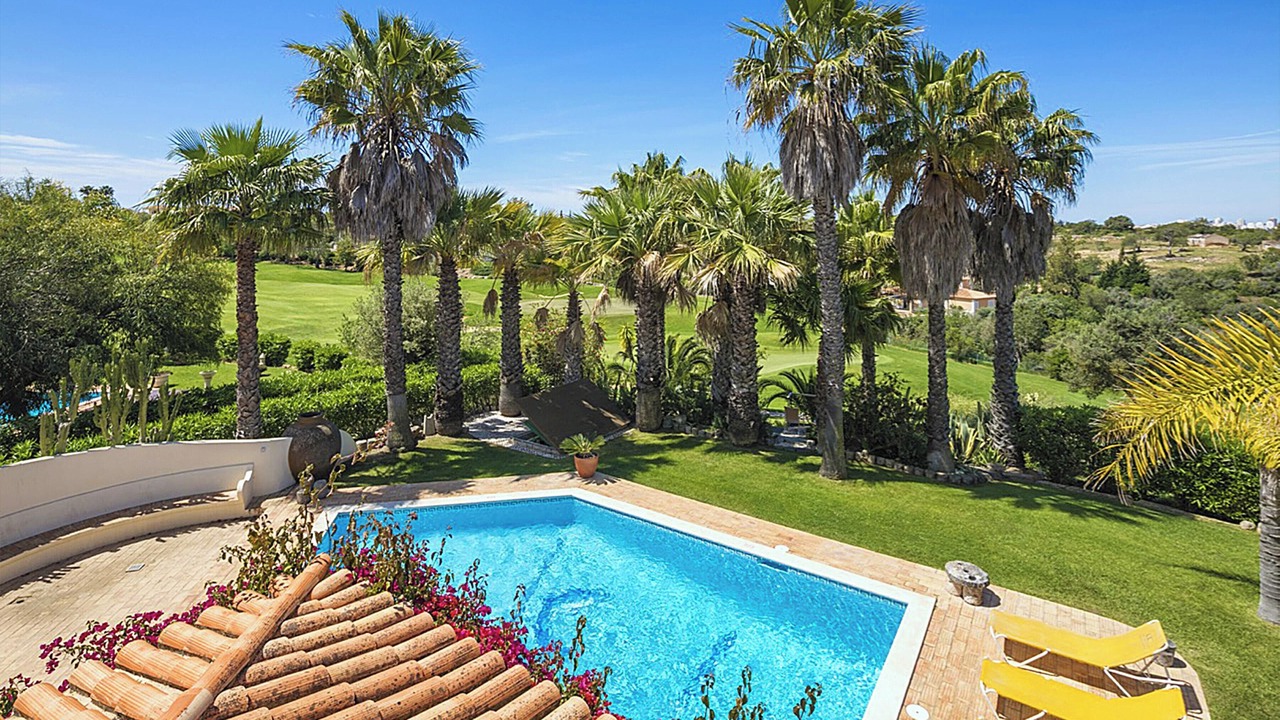 Photo of Outdoor in Estombar