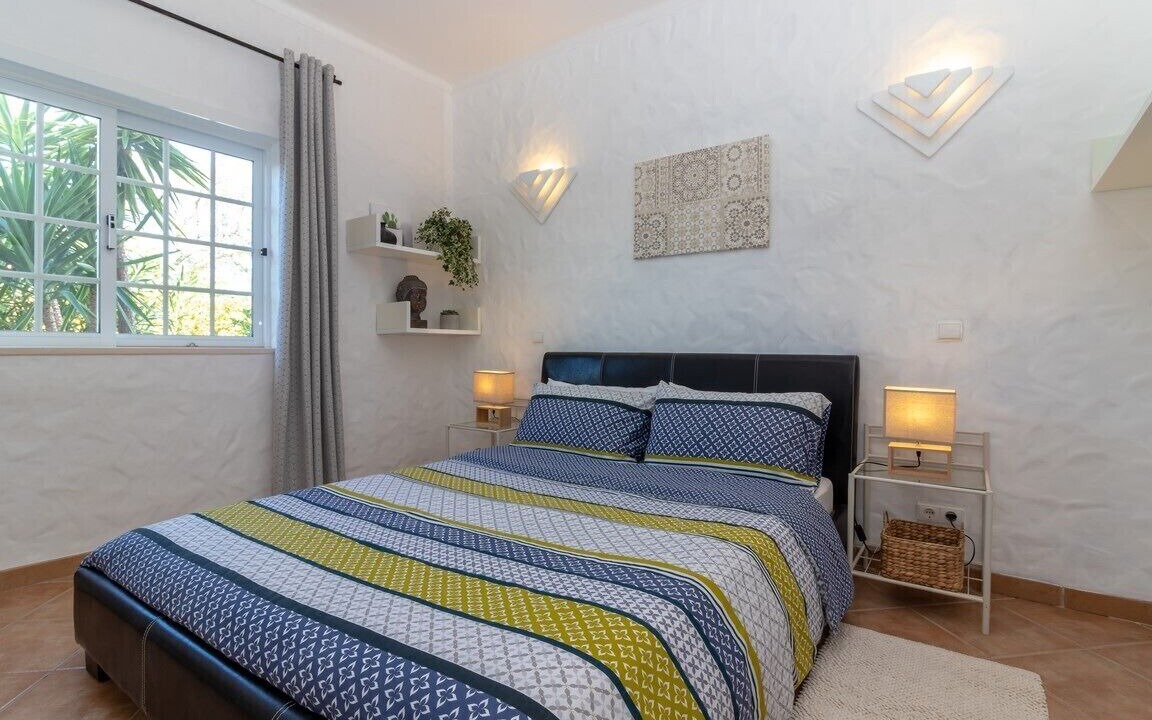 Photo of Bedroom in Porches
