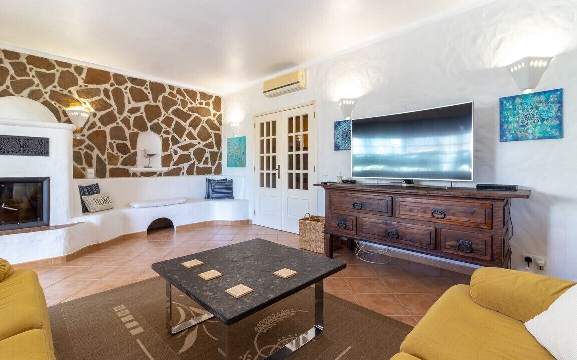 Photo of Livingroom in Porches