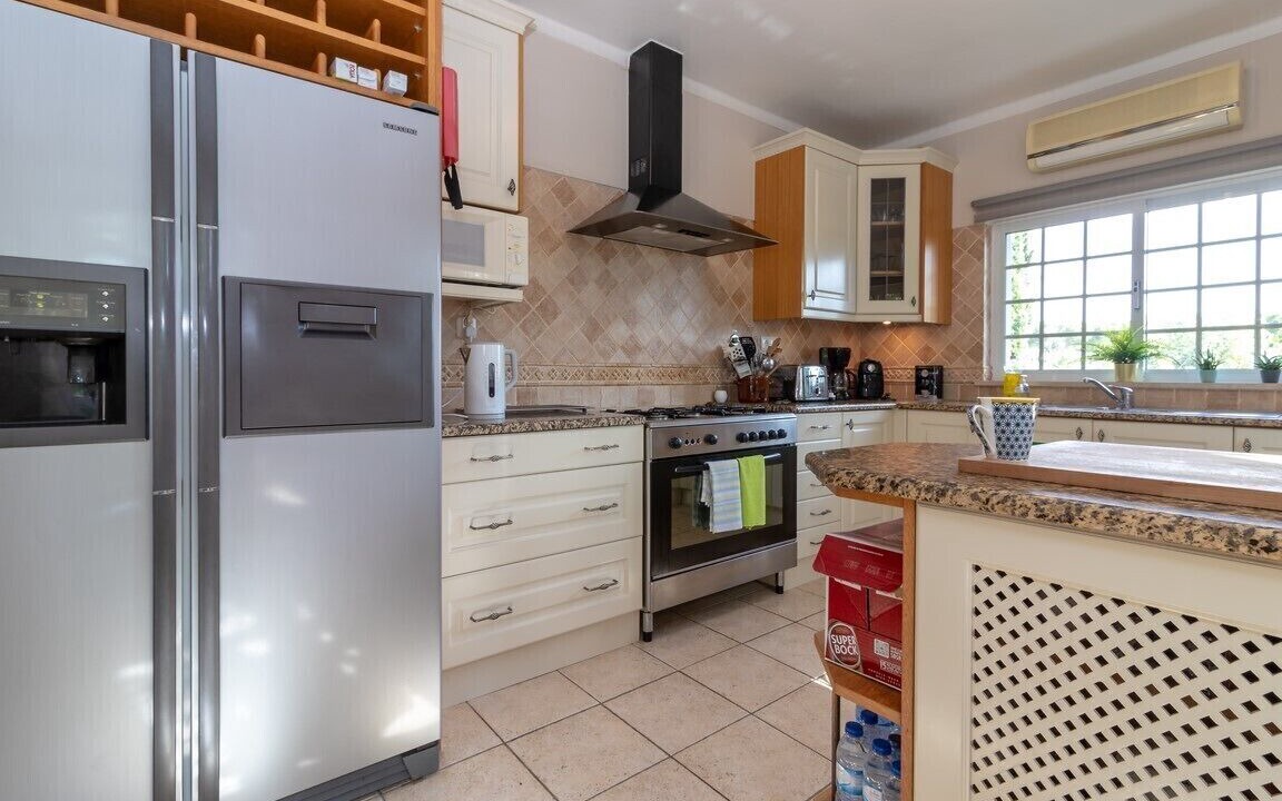 Photo of Kitchen in Porches