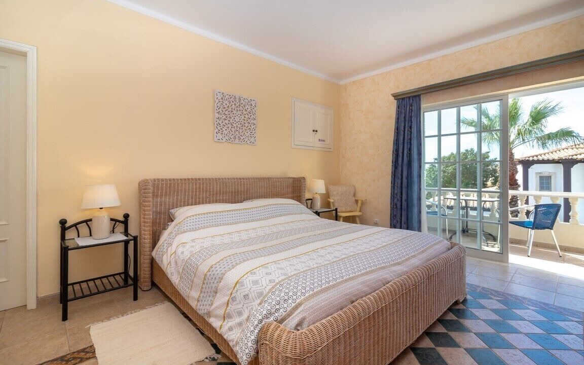 Photo of Bedroom in Porches