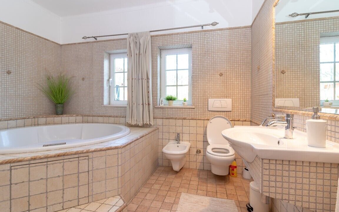 Photo of Bathroom in Porches