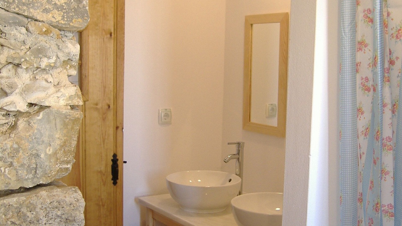 Photo of Bathroom in Lourinha