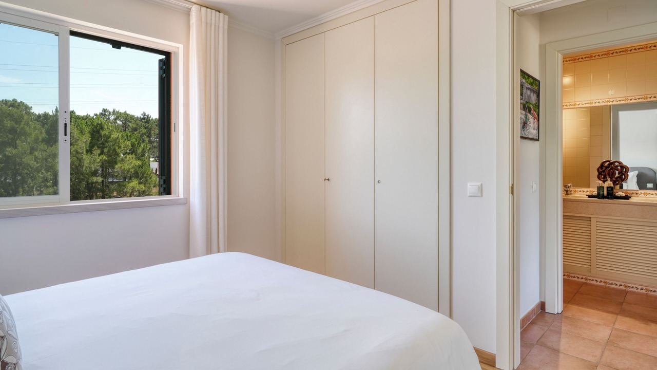 Photo of Bedroom in Charneca de Caparica e Sobreda