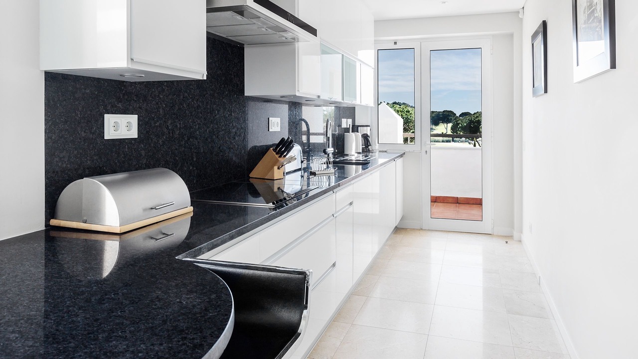 Photo of Kitchen in Quarteira