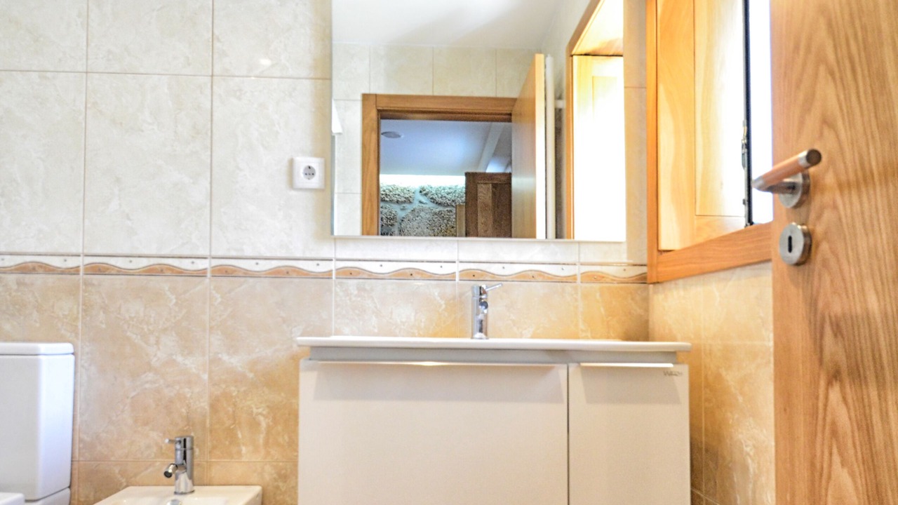 Photo of Bathroom in Molares