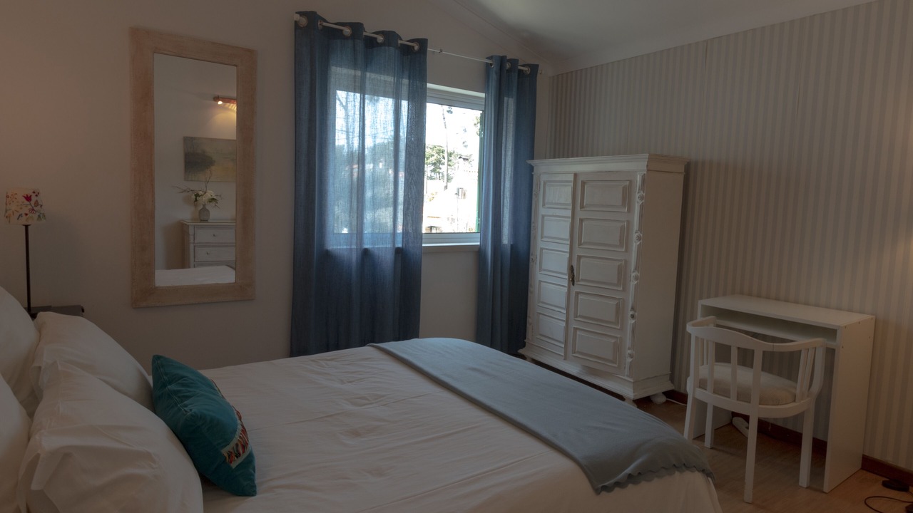 Photo of Bedroom in Charneca de Caparica e Sobreda
