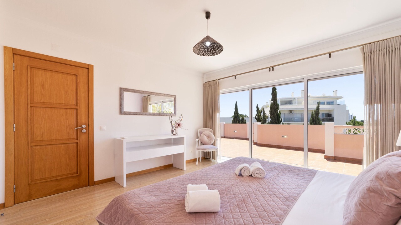 Photo of Bedroom in Albufeira