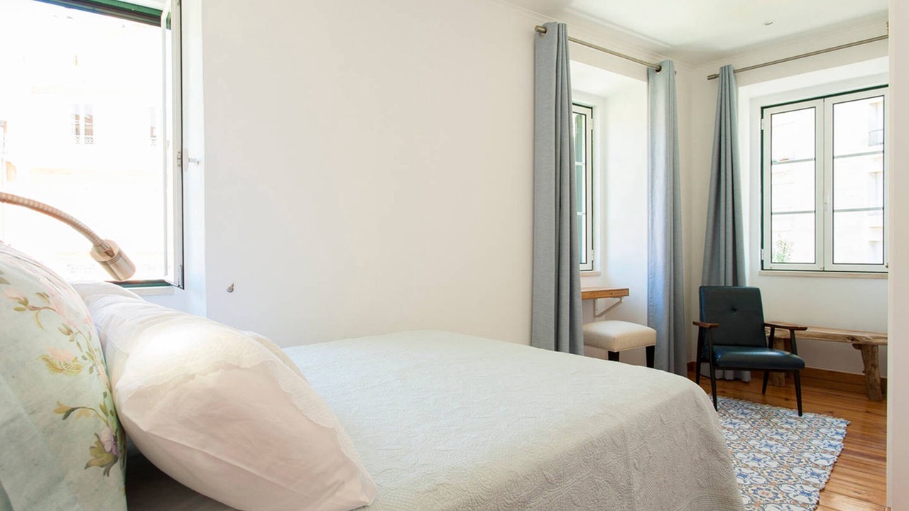 Photo of Bedroom in Lisbon Old Town