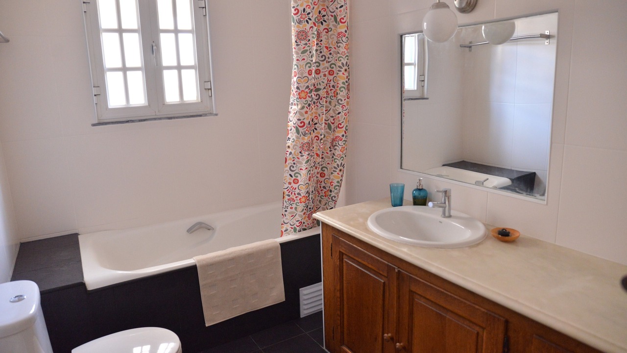 Photo of Bathroom in Moura