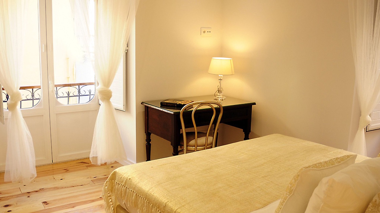 Photo of Bedroom in Setubal