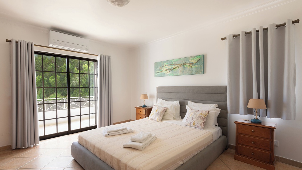 Photo of Bedroom in Vale de Parra