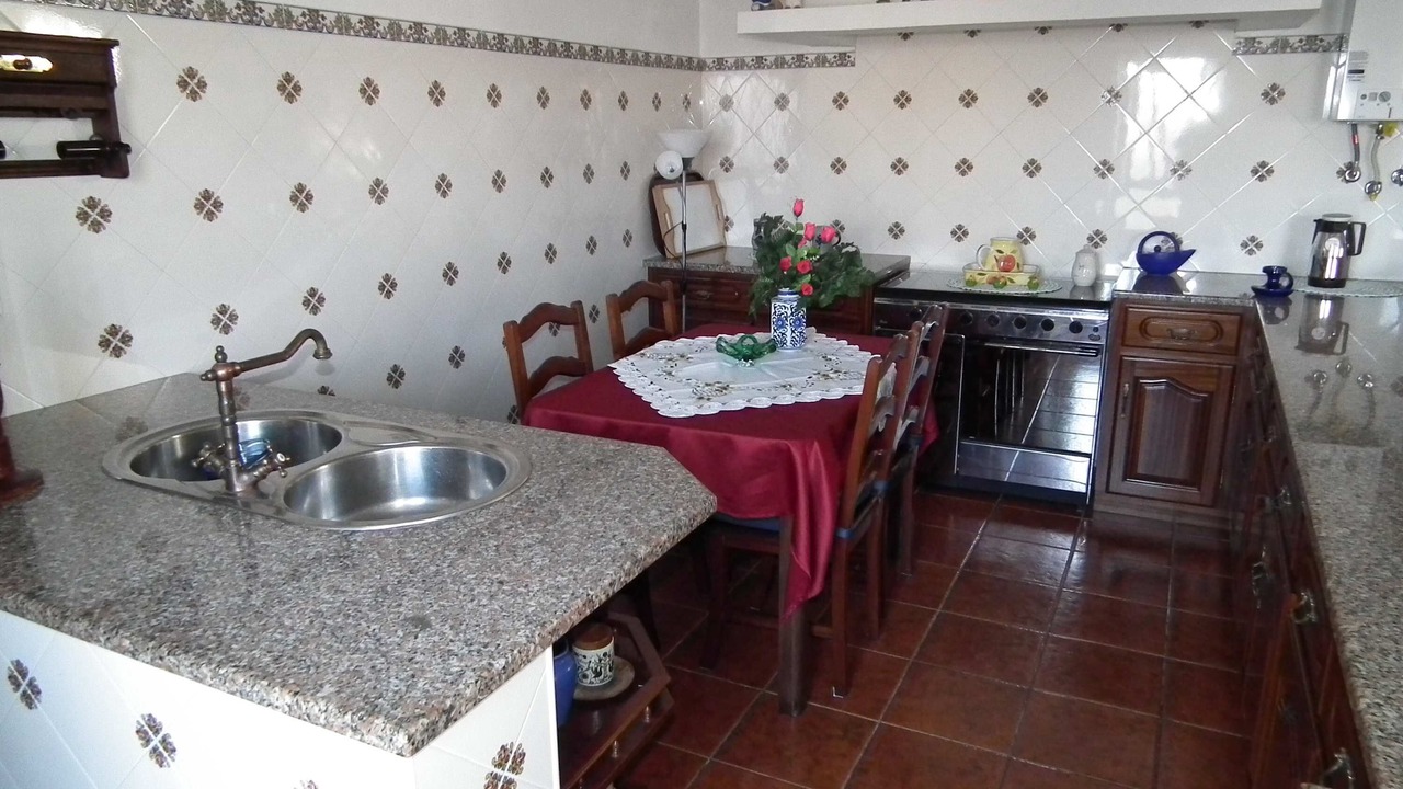 Photo of Kitchen in Atalaia