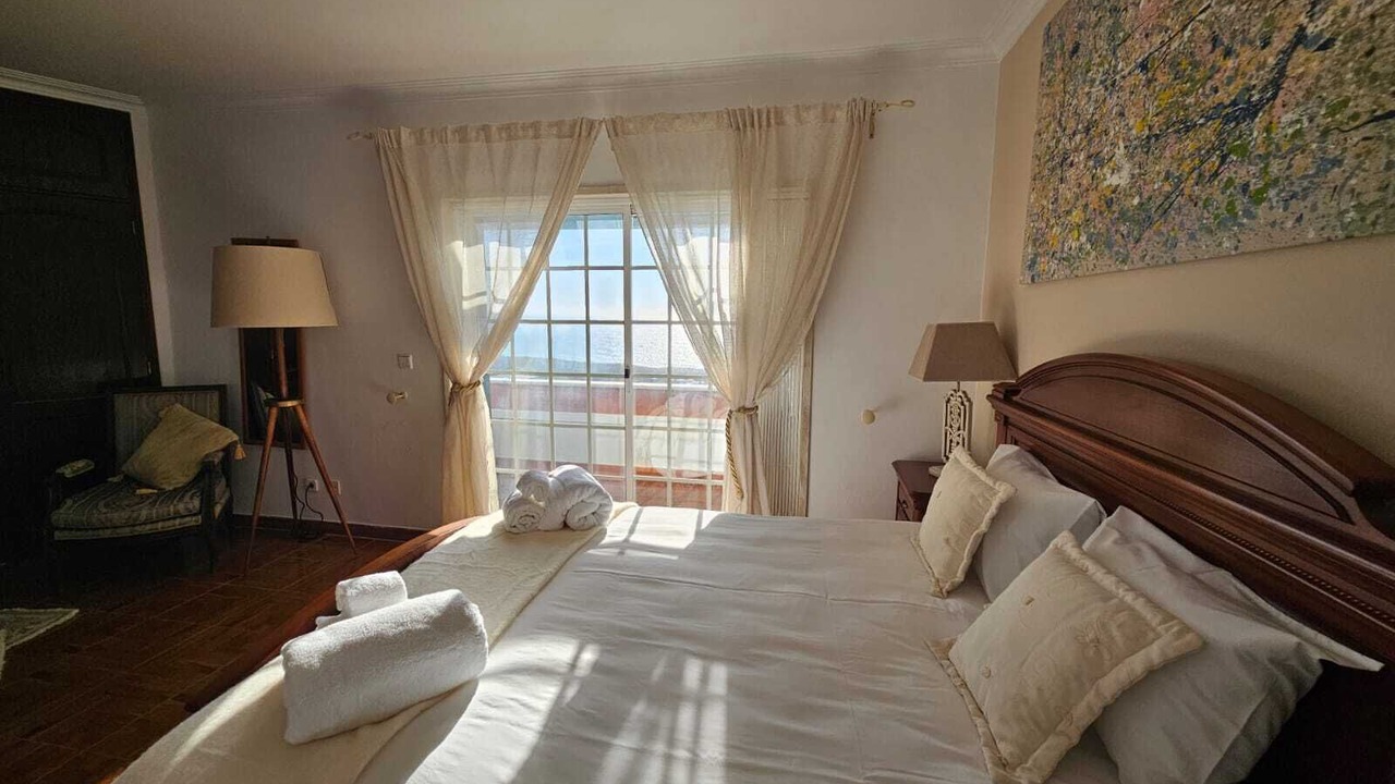 Photo of Bedroom in Ericeira