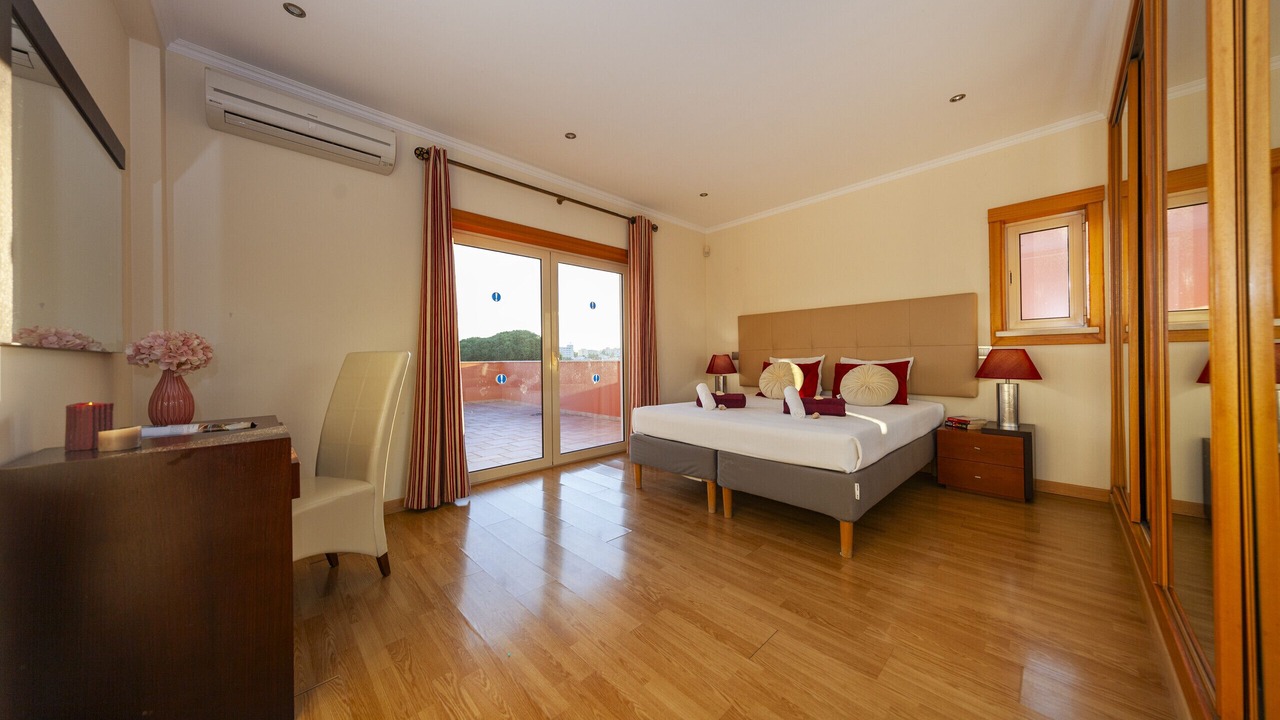 Photo of Bedroom in Branqueira