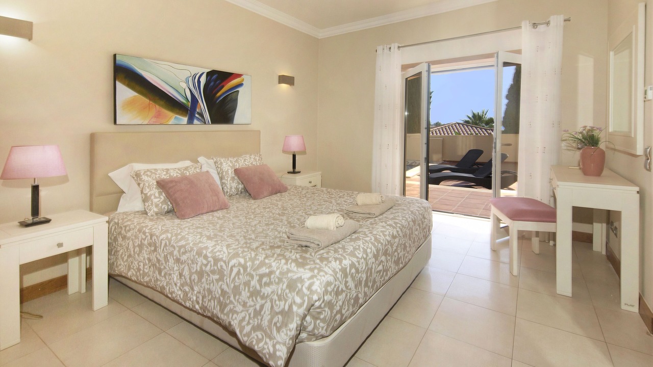 Photo of Bedroom in Porto de Mos