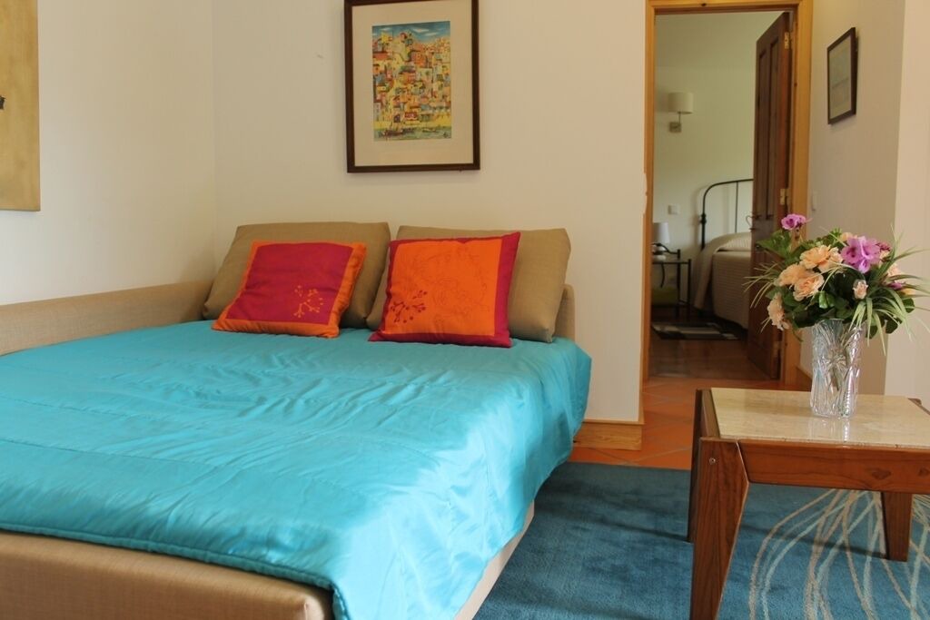 Photo of Bedroom in Almocageme