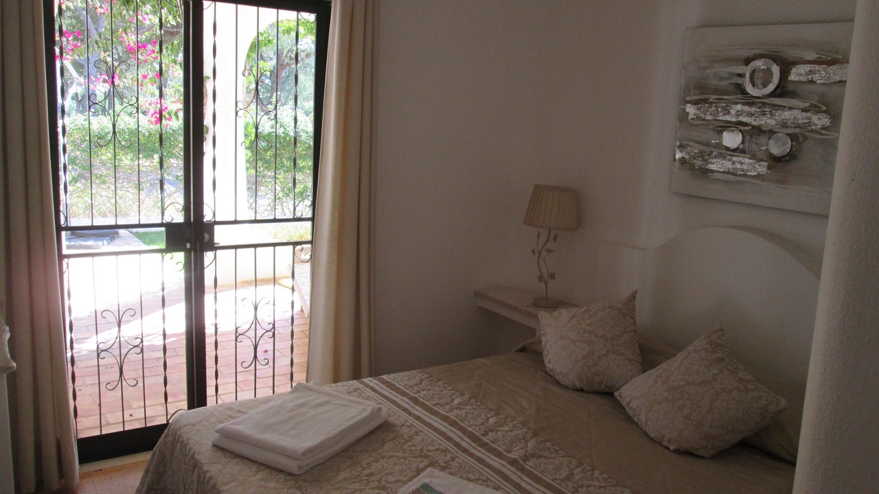 Photo of Bedroom in Quarteira
