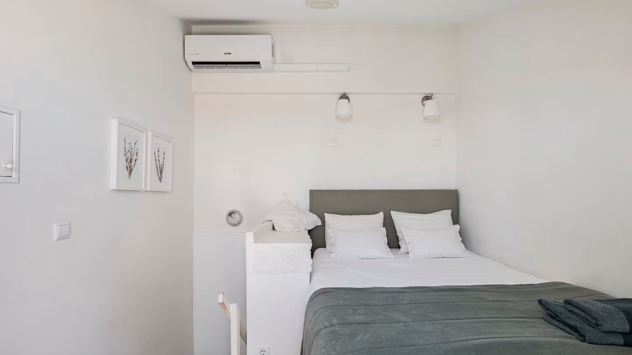 Photo of Bedroom in Santo Estevao