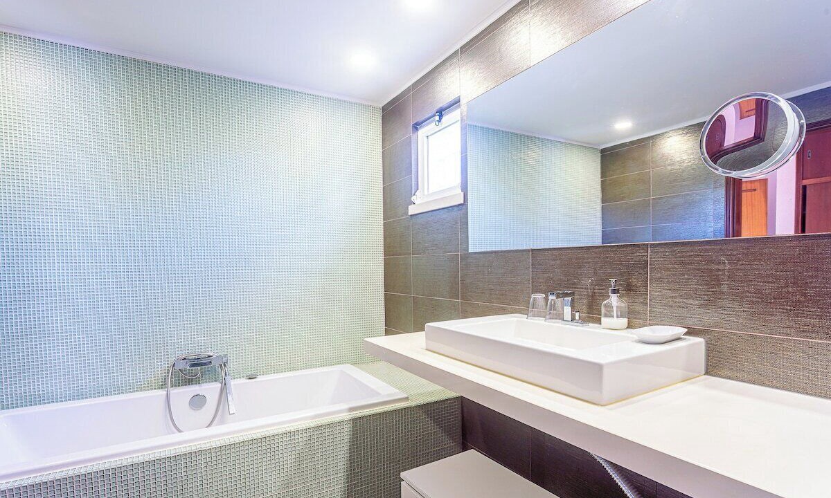 Photo of Bathroom in Castelo