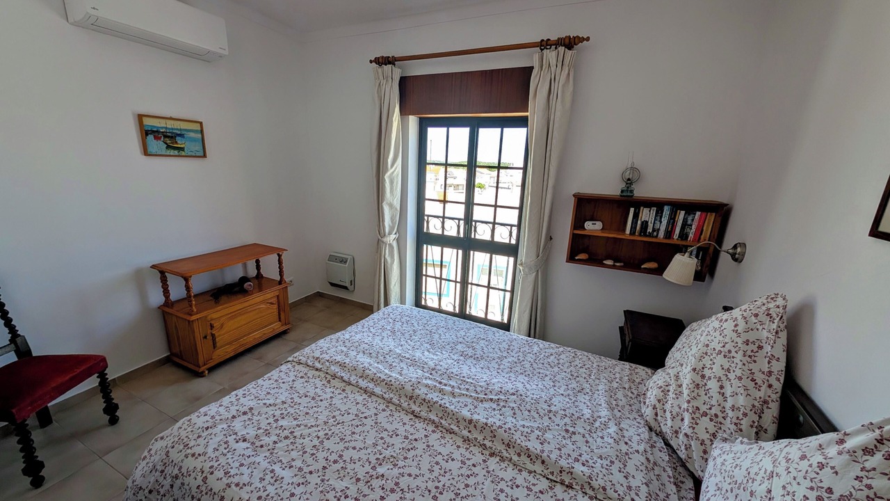 Photo of Bedroom in Ferragudo