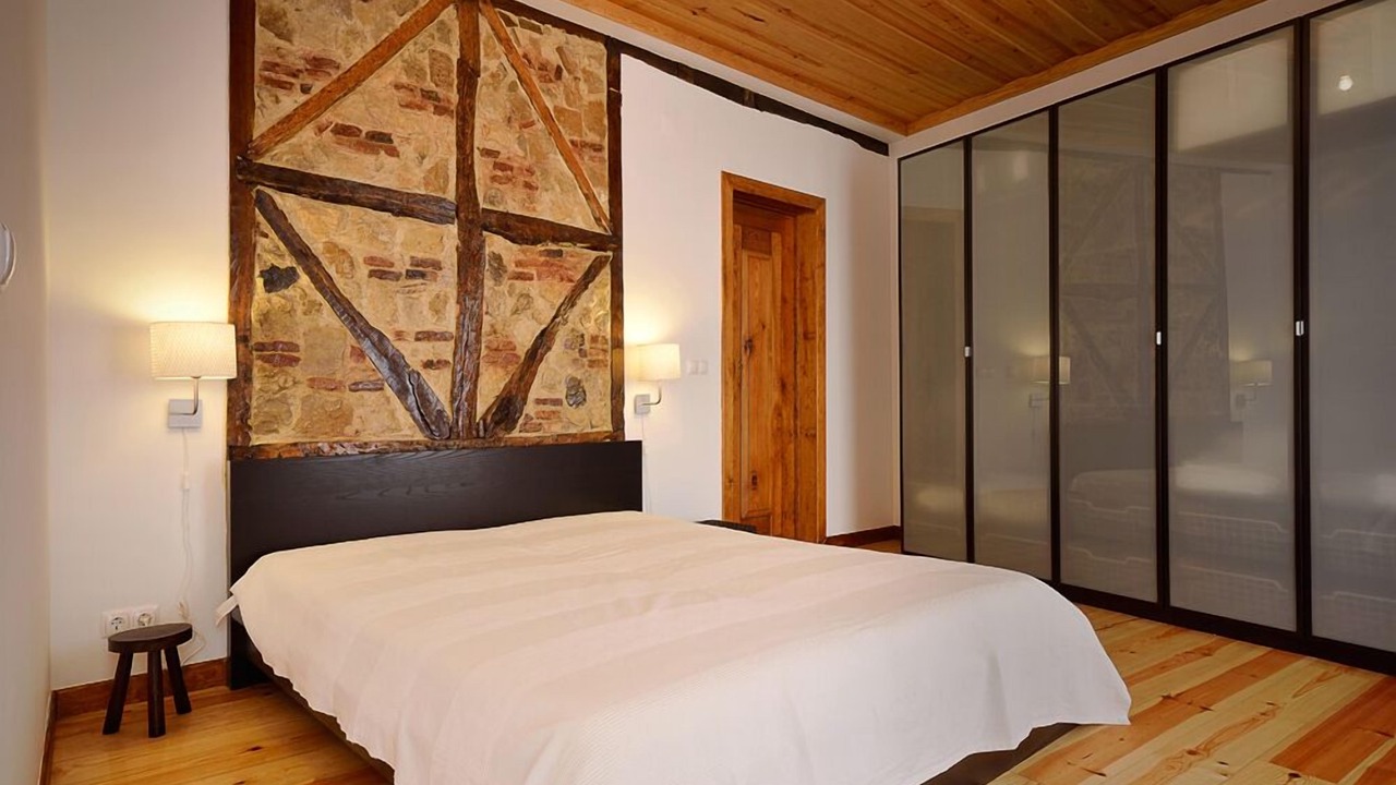 Photo of Bedroom in Santo Estevao
