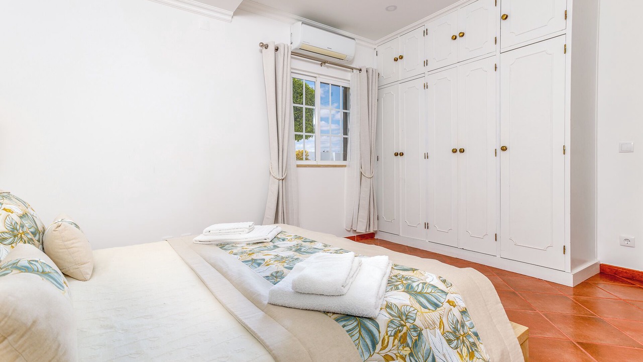 Photo of Bedroom in Manta Rota