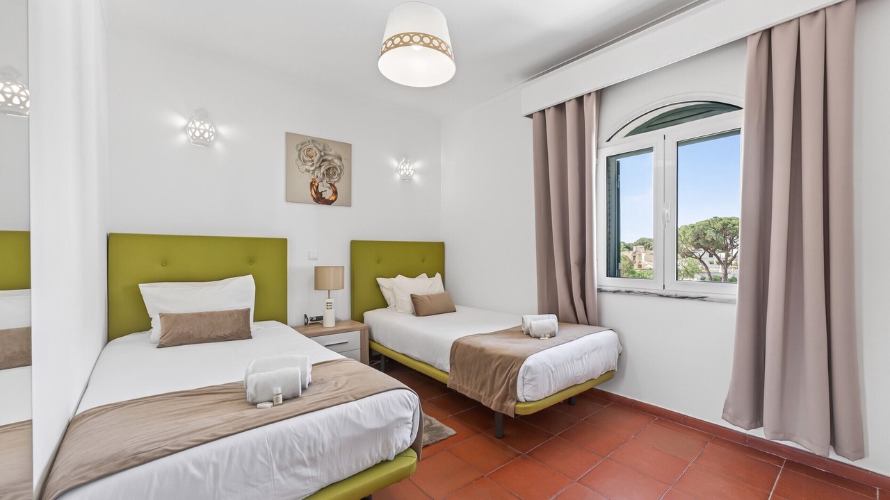 Photo of Bedroom in Quarteira